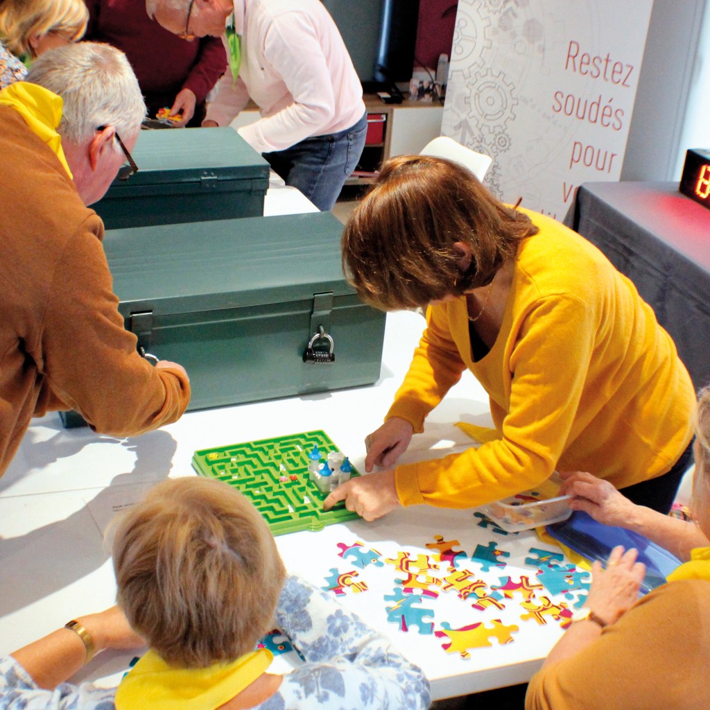 JEU DE REFLEXION PAR EQUIPES