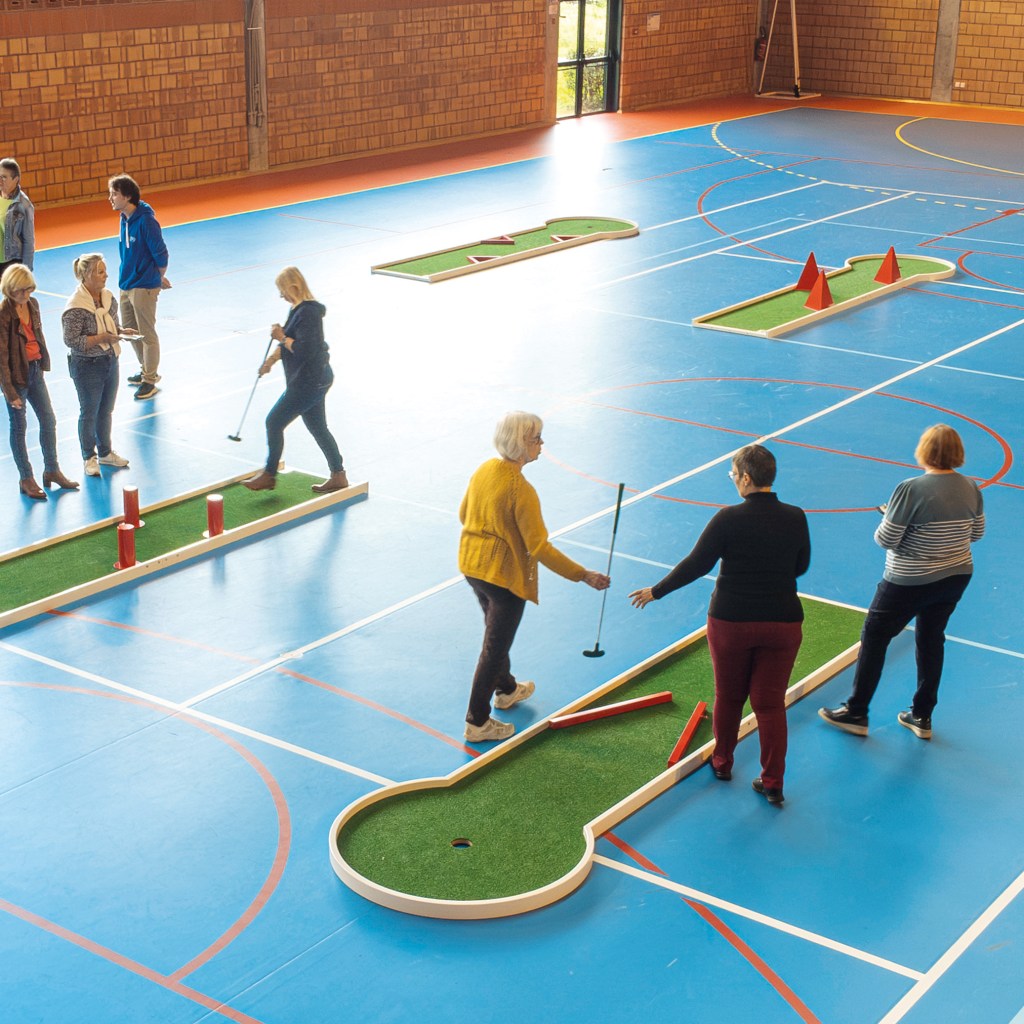 MINI-GOLF 8 pistes INDOOR