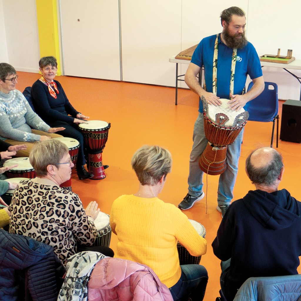 INITIATION AUX PERCUSSIONS
